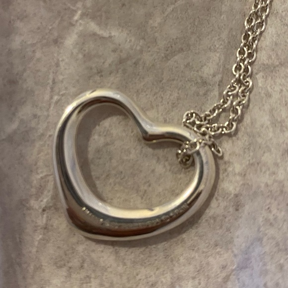 ⭐️HP⭐️Tiffany & Co. Paloma Picasso sterling silver♥️necklace - Picture 3 of 3